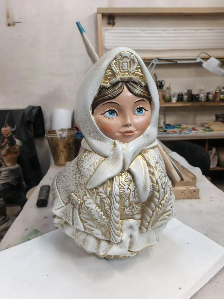 'Ставропольская матрёшка' Римского Мастера после декорирования. Фото пресс-службы ПО Римский Мастер.jpg