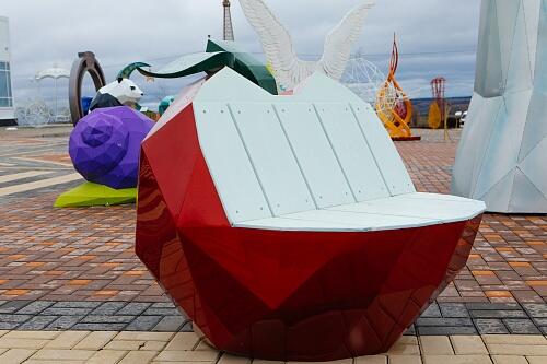 Полигональное Яблоко