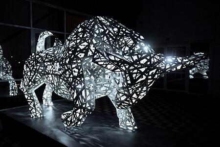 Бык с подсветкой