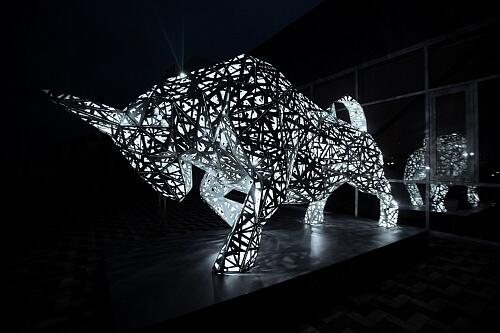 Бык с подсветкой